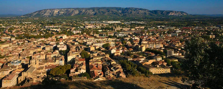 View on Cavaillon from Saint Jaques