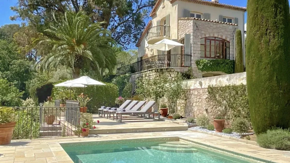 Charming French villa with private pool in the South of France