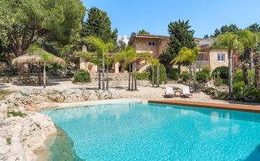 Luxury 5 bedroom holiday villa with private pool in Sicily Italy (PV1120)