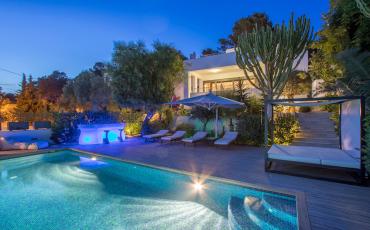 Luxury 5 bedroom holiday villa with private pool in Ibiza Spain (PV983)