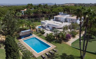 Luxury 6 bedroom holiday villa with private pool in Algarve Portugal (PV2613)