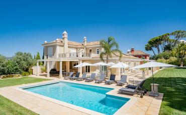 Luxury 6 bedroom holiday villa with private pool in Algarve Portugal (PV2729)
