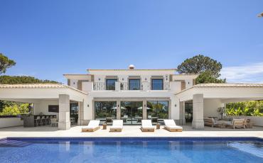 Luxury 6 bedroom holiday villa with private pool in Algarve Portugal (PV2999)