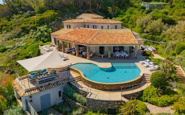 Luxury 6 bedroom holiday villa with private pool in Cote d'Azur France (PV1627)