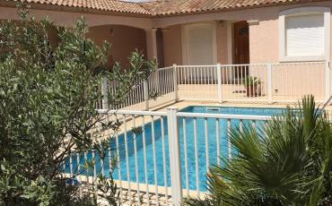 Spacious villa with 4 bedrooms and private pool, walking distance to the beach at Valras Plage (VAS105)