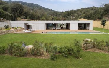 Luxury 3 bedroom holiday villa with private pool in Corsica France (PV1618)