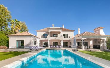 Luxury 5 bedroom holiday villa with private pool in Algarve Portugal (PV3031)