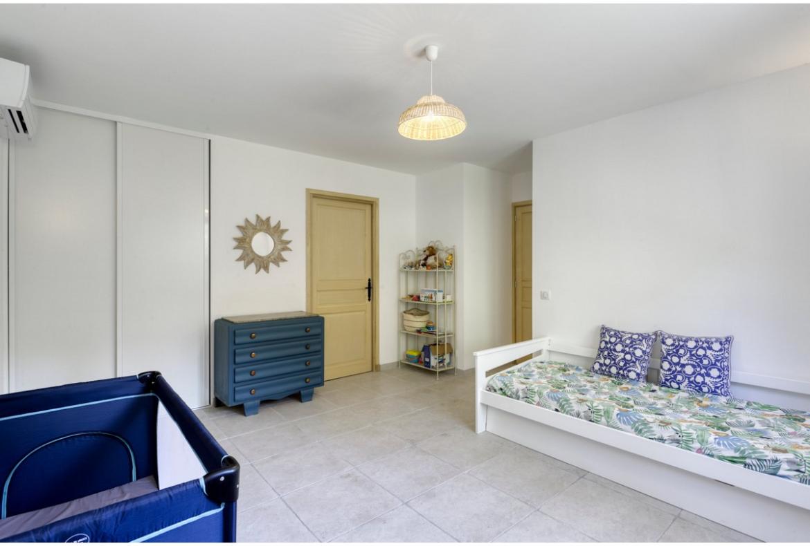 Luxury Villa with Stunning Sea Views. 5 bedrooms. Sleeps 10 (LCV113)