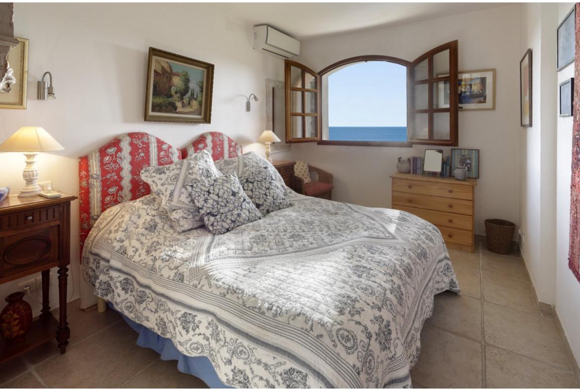 Luxury Villa with Stunning Sea Views. 5 bedrooms. Sleeps 10 (LCV113)