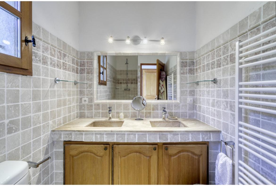 Luxury Villa with Stunning Sea Views. 5 bedrooms. Sleeps 10 (LCV113)
