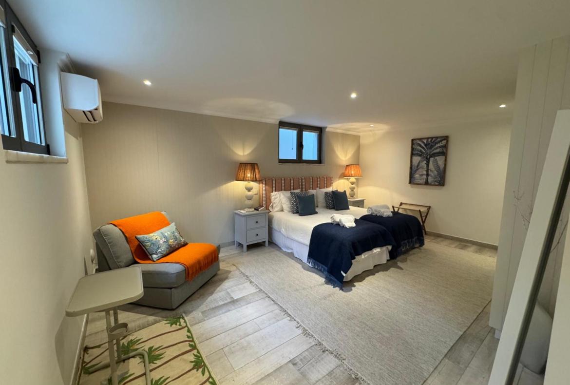 Luxury 7 bedroom holiday villa with private pool in Algarve Portugal (PORTU146PV)