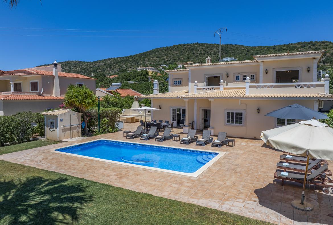 Luxury 8 bedroom holiday villa with private pool in Algarve Portugal (PV1738)
