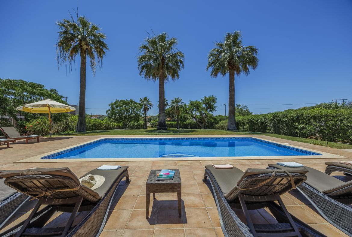 Luxury 8 bedroom holiday villa with private pool in Algarve Portugal (PV1738)