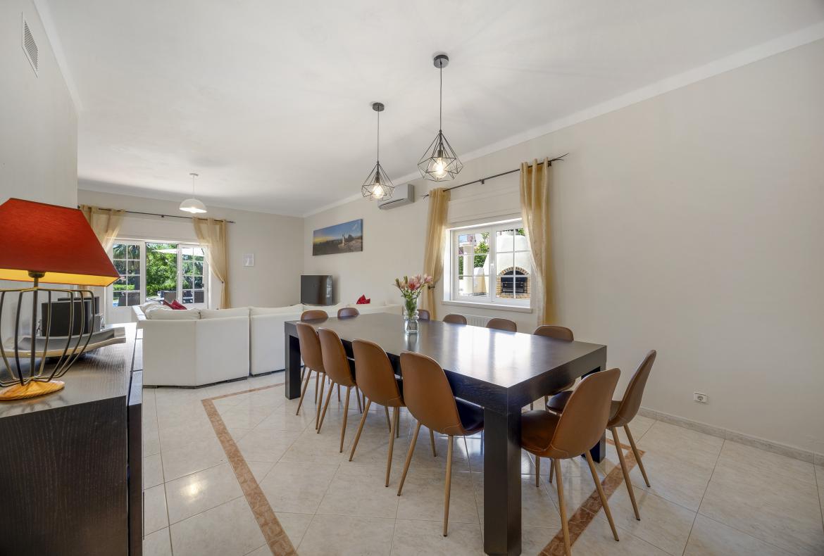 Luxury 8 bedroom holiday villa with private pool in Algarve Portugal (PV1738)