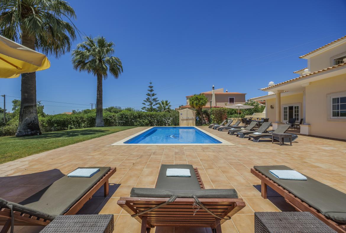 Luxury 8 bedroom holiday villa with private pool in Algarve Portugal (PV1738)