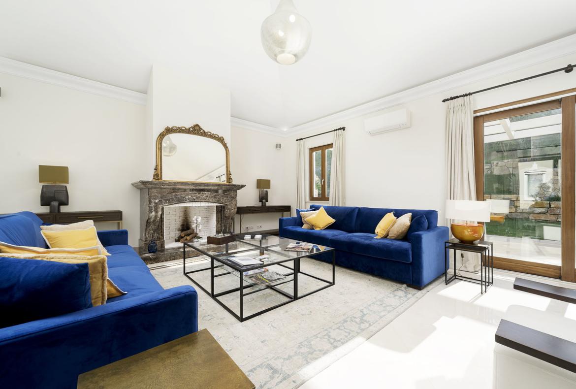 Luxury 6 bedroom holiday villa with private pool in Algarve Portugal (PV2729)