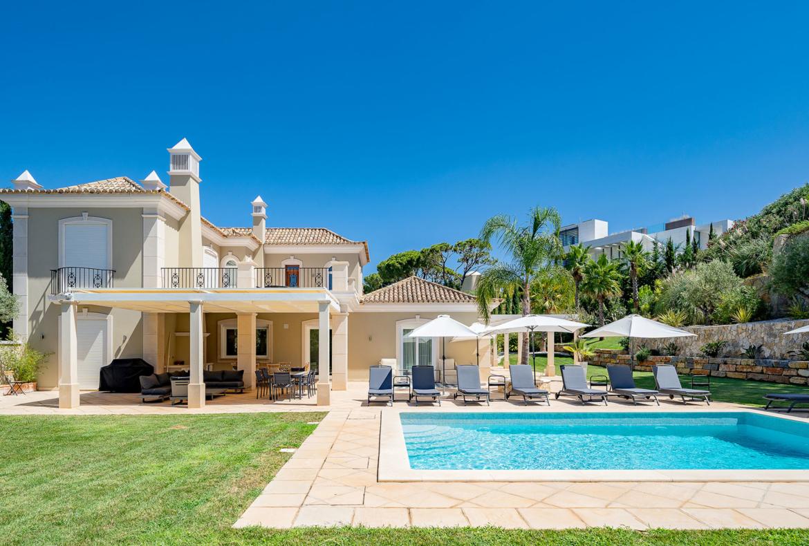 Luxury 6 bedroom holiday villa with private pool in Algarve Portugal (PV2729)