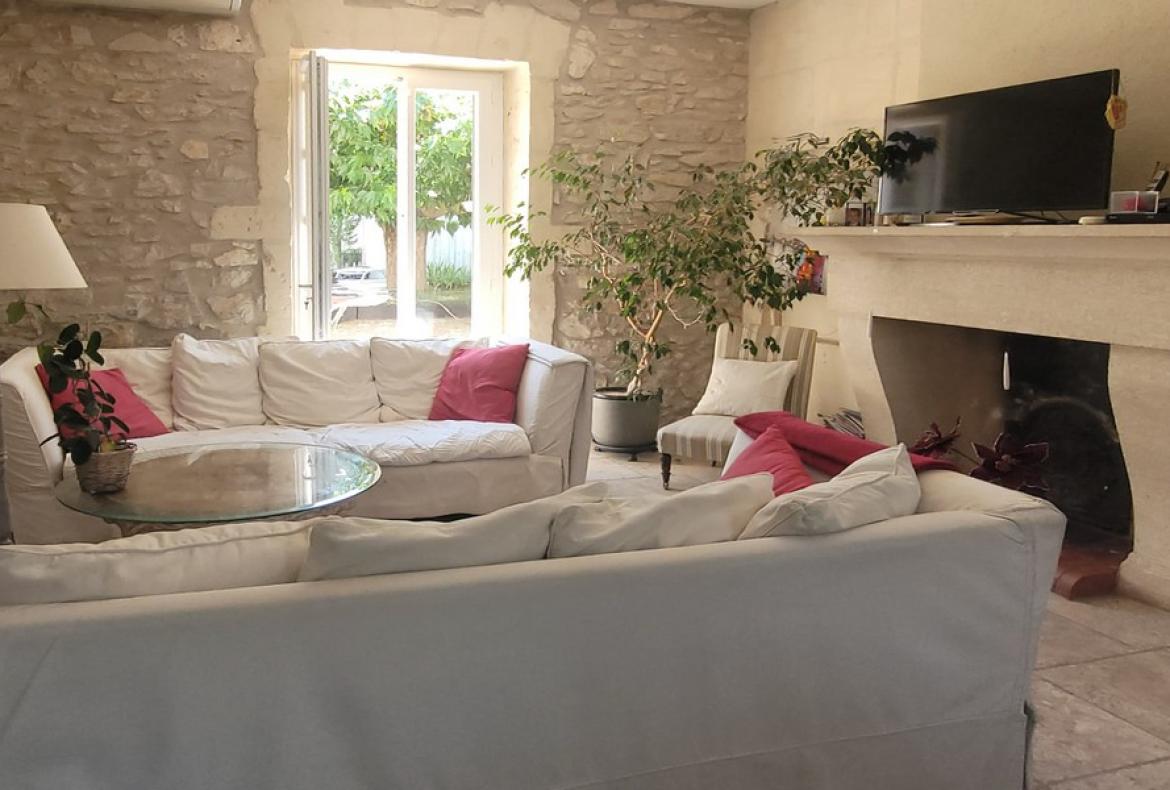 Charming House in St Etienne du Grès (SRDP100YF)