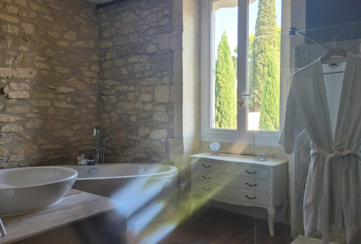 Charming House in St Etienne du Grès (SRDP100YF)