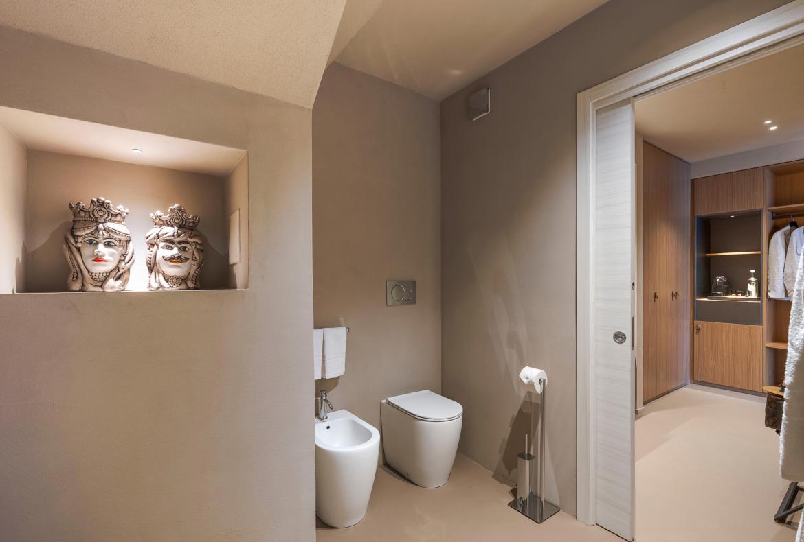 Luxury 4 bedroom holiday villa with private pool in Sicily Italy (PV253)
