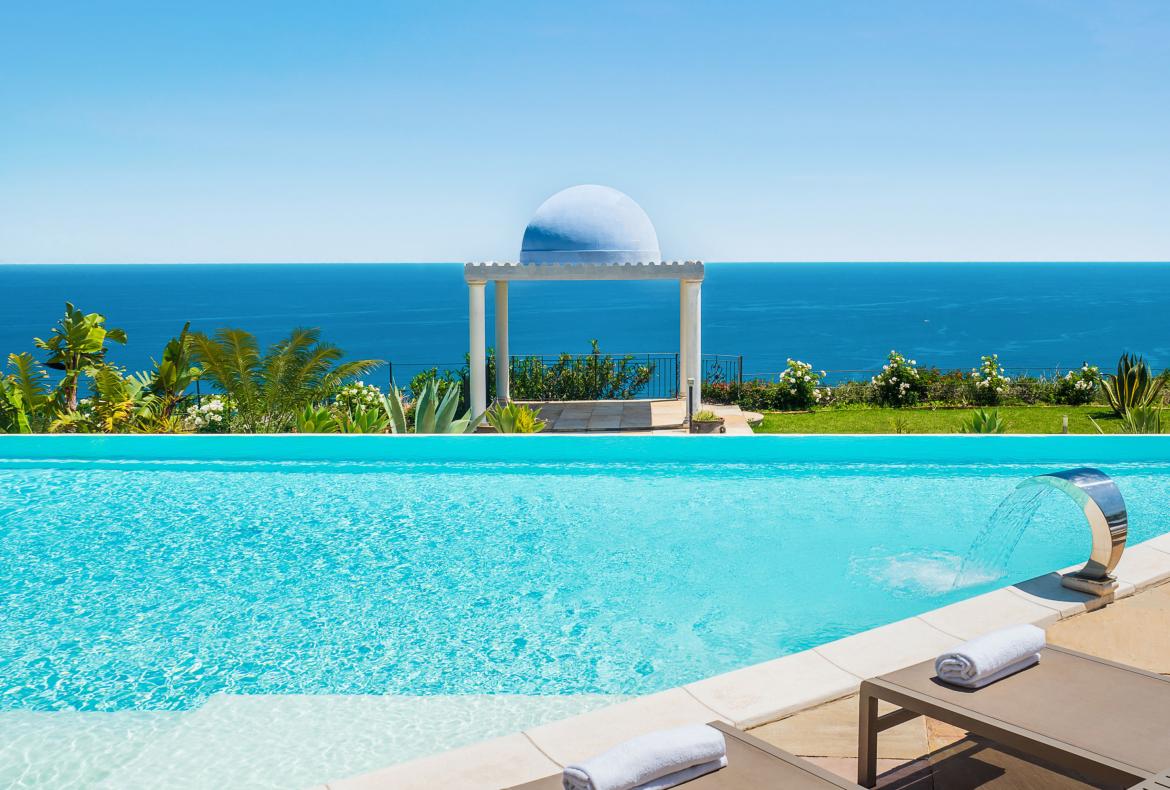 Luxury 4 bedroom holiday villa with private pool in Sicily Italy (PV253)