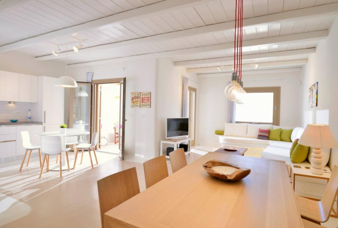 Luxury 2 bedroom holiday villa with private pool in Mykonos Greece (PV1324)