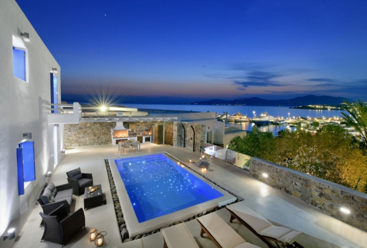 Luxury 2 bedroom holiday villa with private pool in Mykonos Greece (PV968)