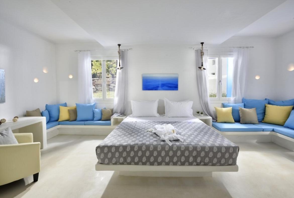 Luxury 2 bedroom holiday villa with private pool in Mykonos Greece (PV968)