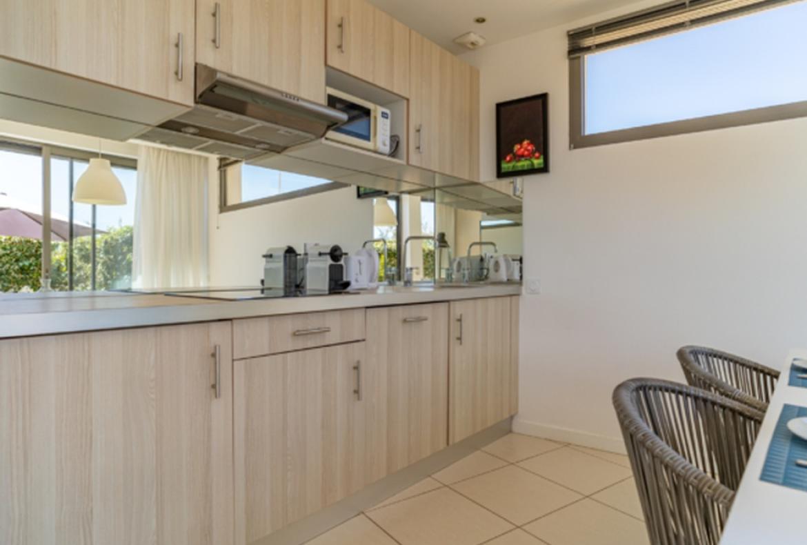 Garden Flat set right on the Beach near Montpellier. Sleeps 4, 1 bedroom (MONT112GN)
