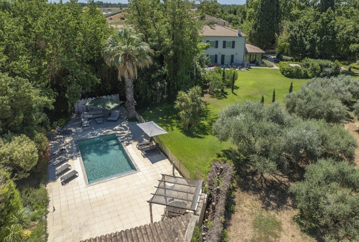 Large family villa with 6 ensuite bedrooms with private pool, aircon near Montpellier and beaches (MONT188GN)