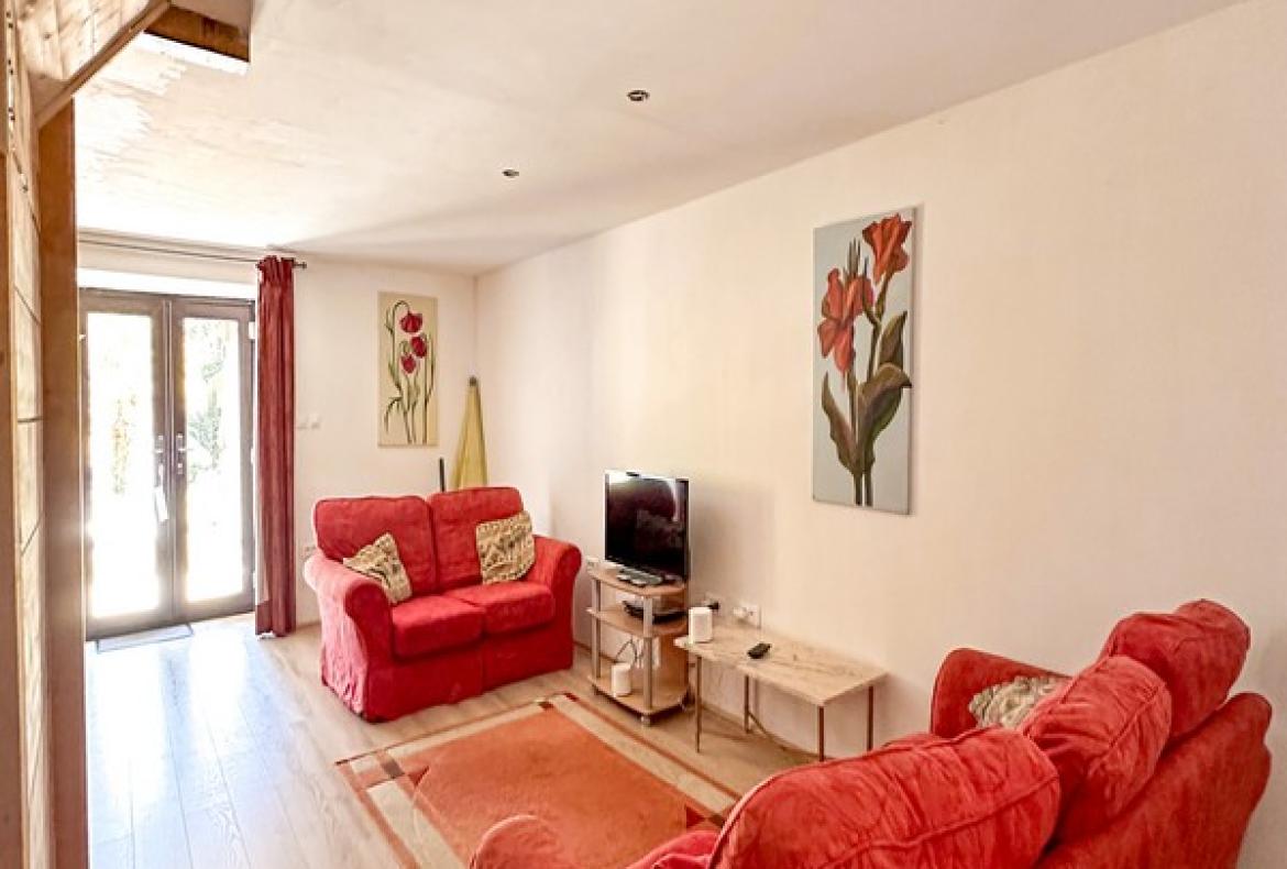 Gite with 3 bedrooms on Old Domaine of 6 Dwellings. Shared Pool. (MADIR103)
