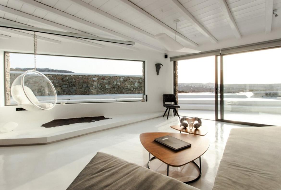 Luxury 4 bedroom holiday villa with private pool in Mykonos Greece (PV953)