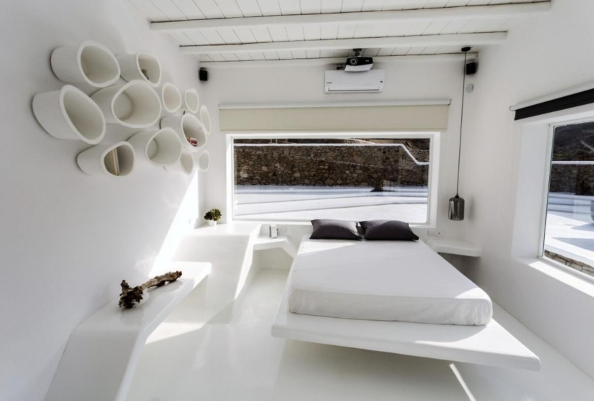 Luxury 4 bedroom holiday villa with private pool in Mykonos Greece (PV953)