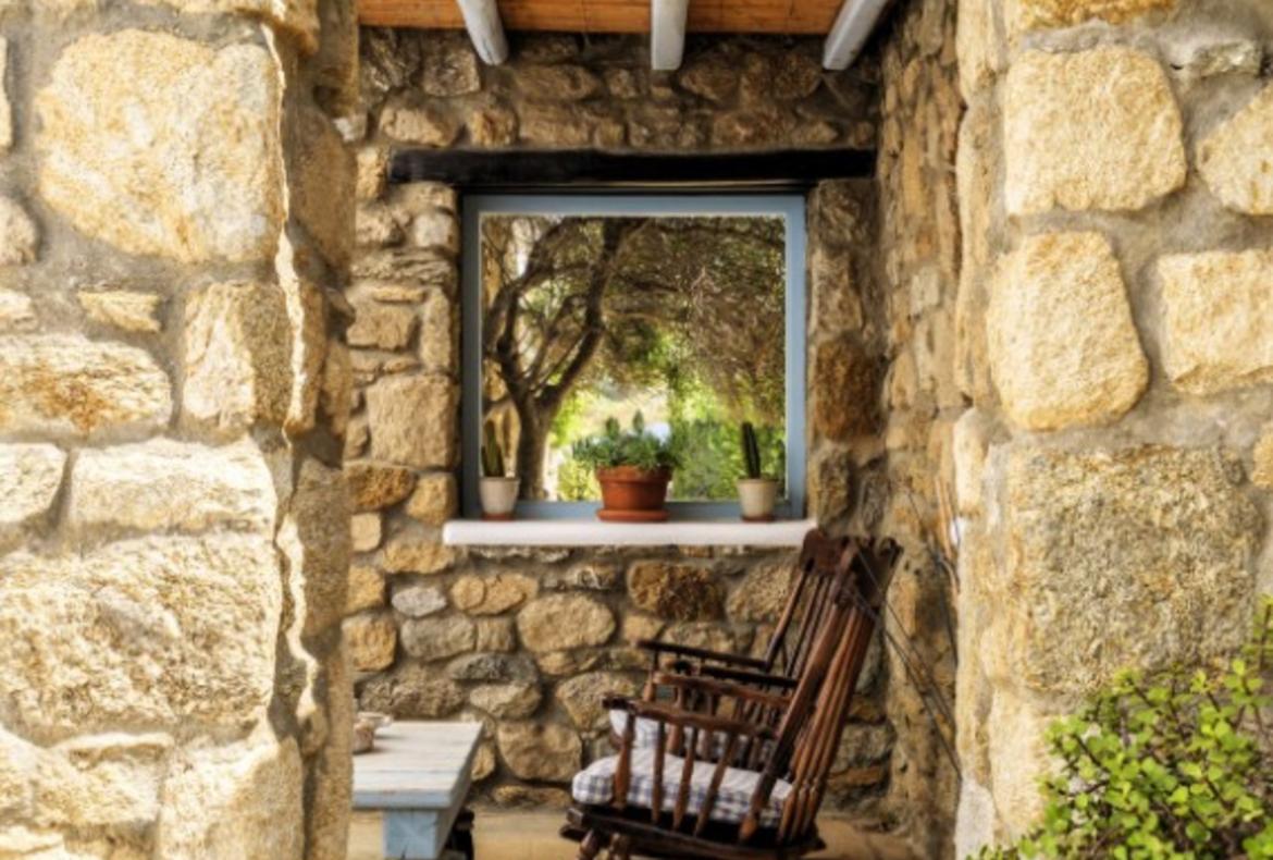 Luxury 4 bedroom holiday villa with private pool in Mykonos Greece (PV822)