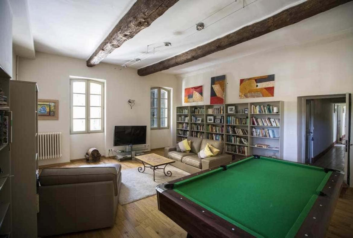 Luxury 18th century renovated manor house, heatable infinity pool near Pezenas. 6-7 bedrooms, sleeps 12-14. (PEZ132)