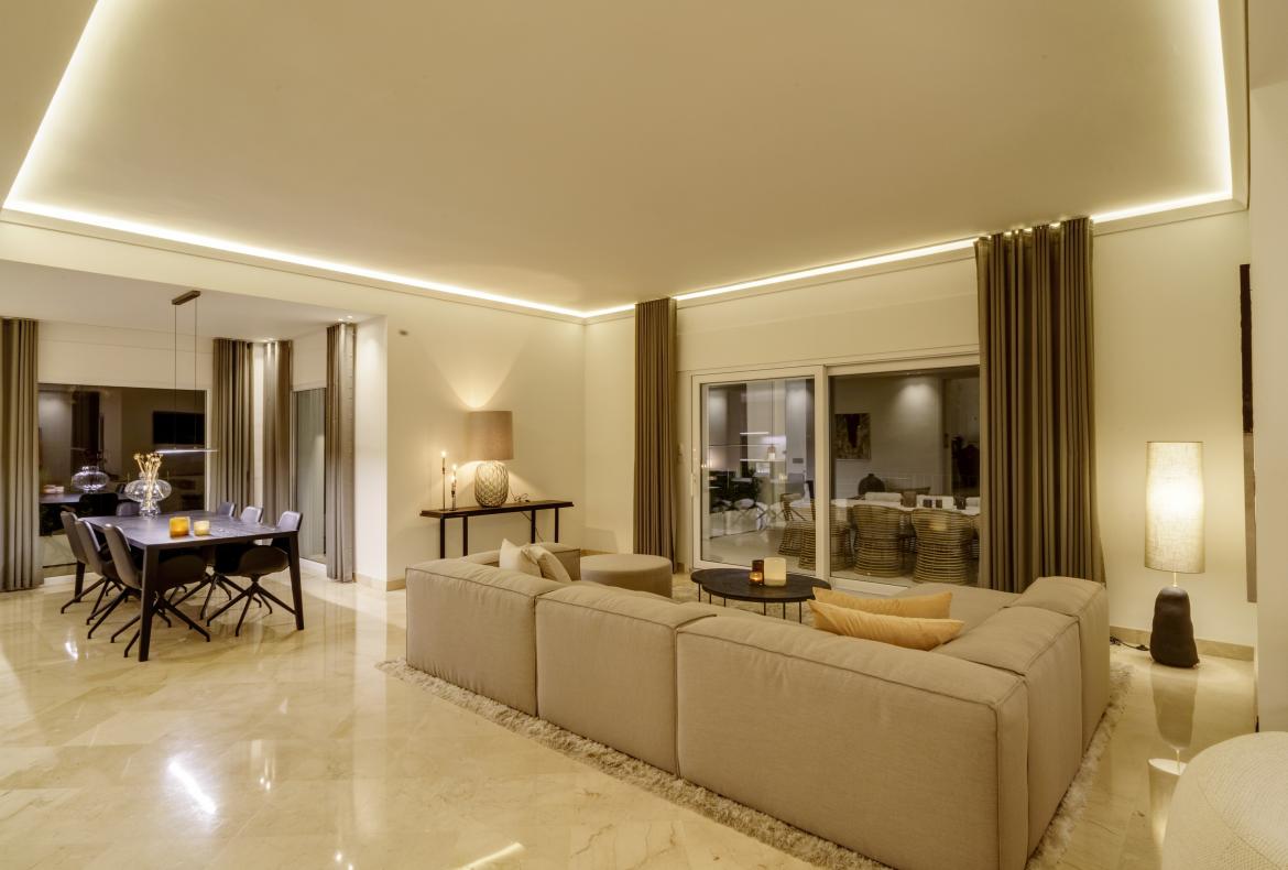 Luxury 6 bedroom holiday villa with private pool in Costa del Sol Spain (PV3001)