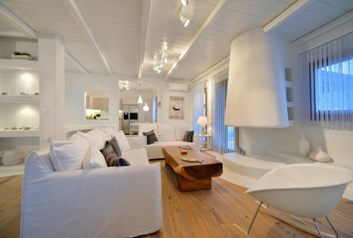 Luxury 4 bedroom holiday villa with private pool in Mykonos Greece (PV1364)