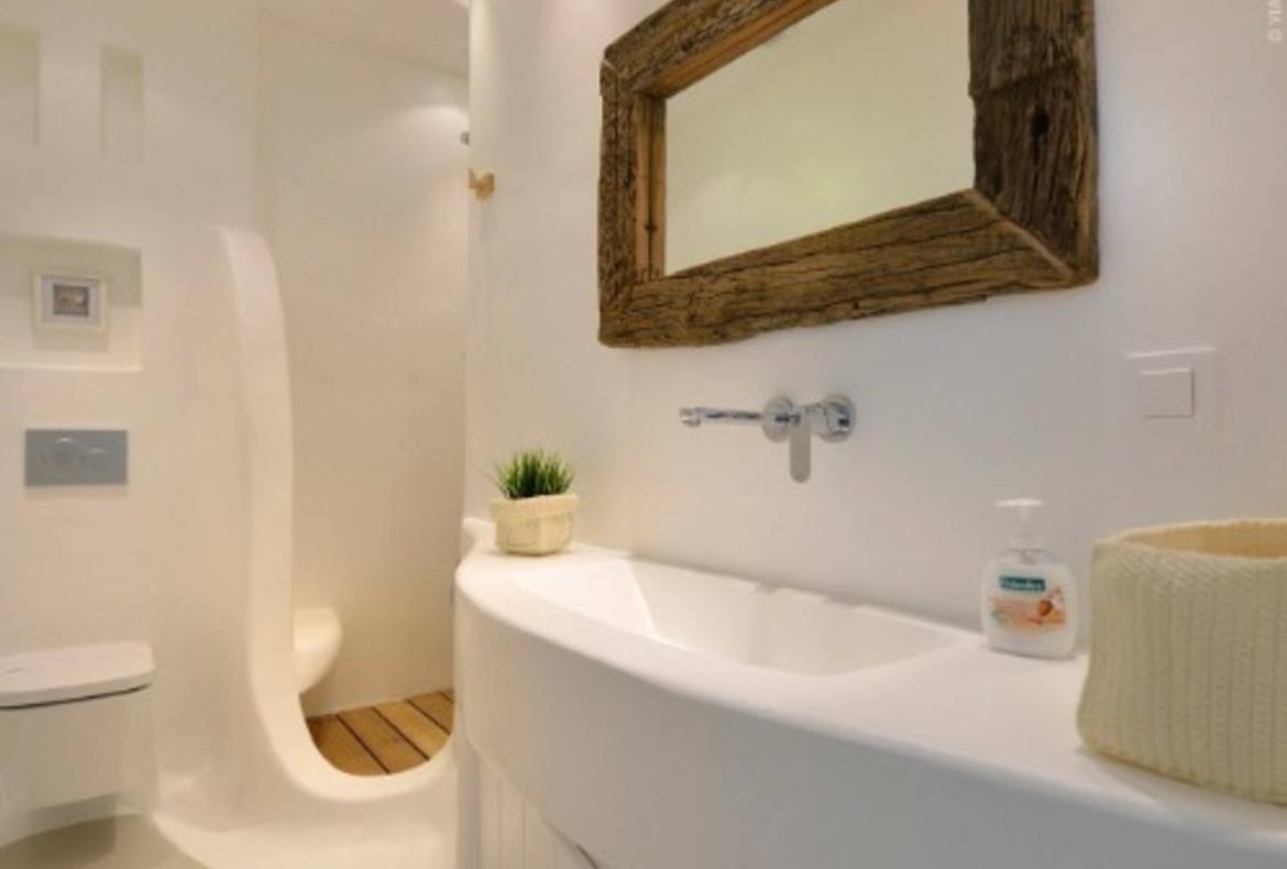 Luxury 4 bedroom holiday villa with private pool in Mykonos Greece (PV1364)