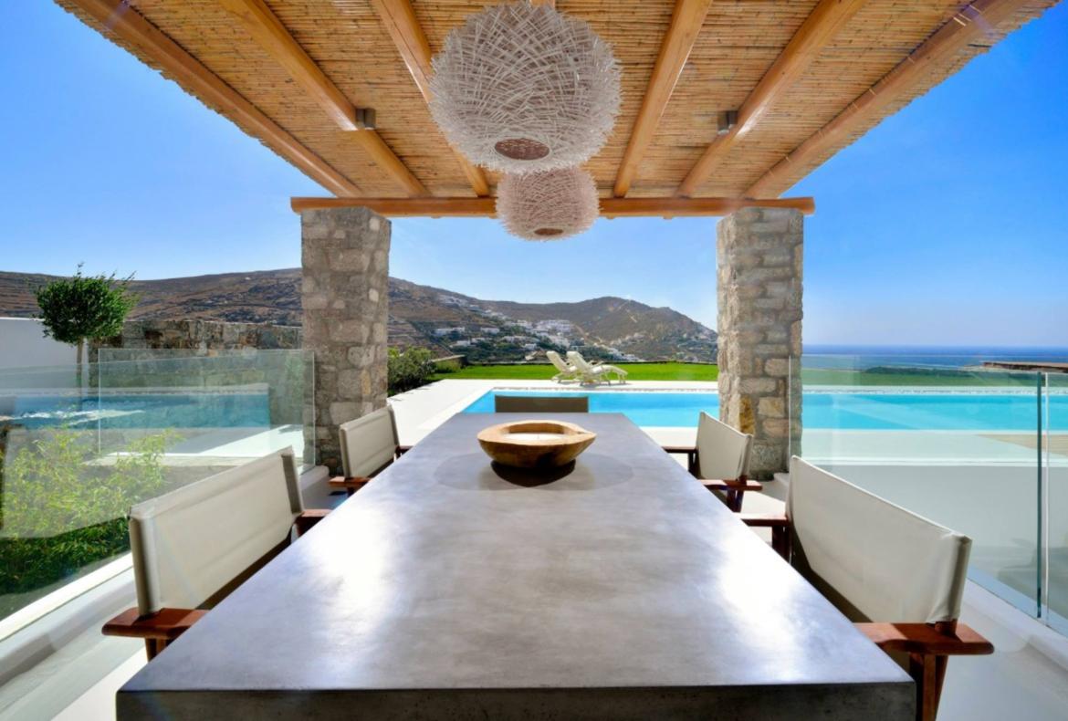 Luxury 4 bedroom holiday villa with private pool in Mykonos Greece (PV1364)
