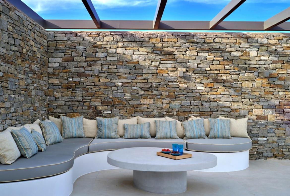 Luxury 6 bedroom holiday villa with private pool in Paros Greece (PV3002)