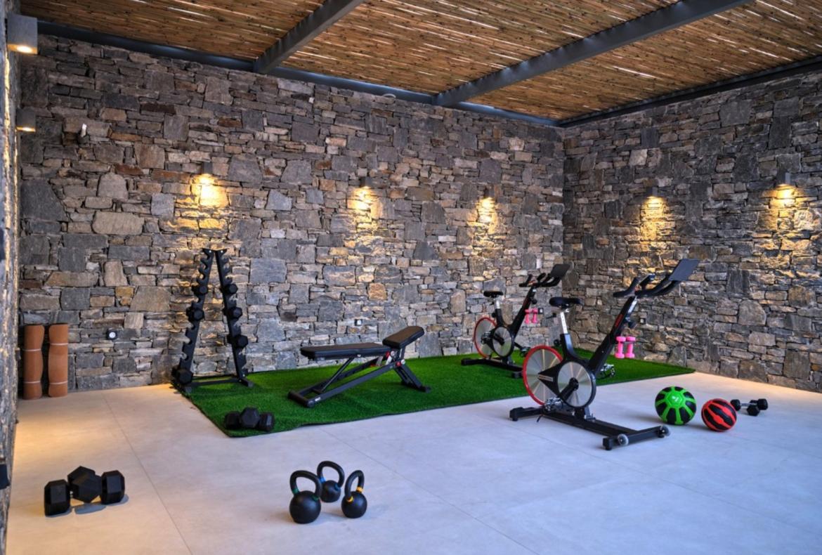 Luxury 6 bedroom holiday villa with private pool in Paros Greece (PV3002)