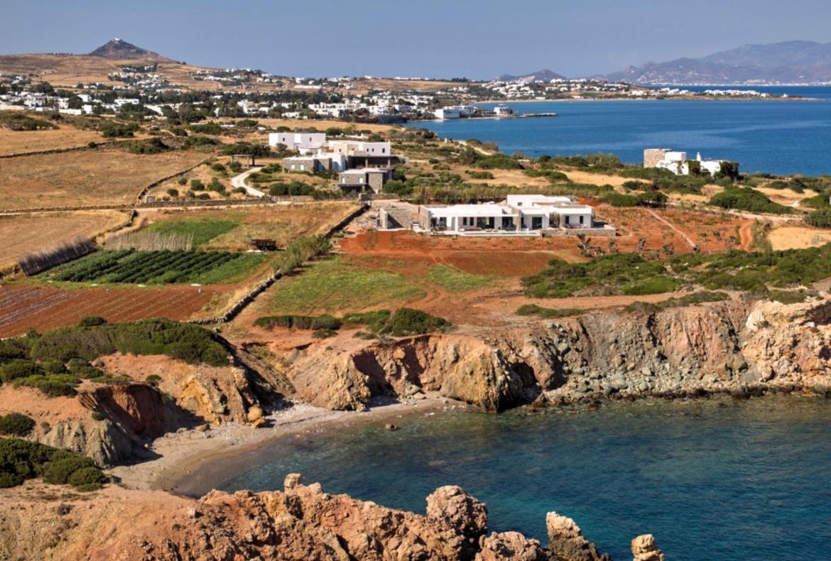 Luxury 6 bedroom holiday villa with private pool in Paros Greece (PV3002)