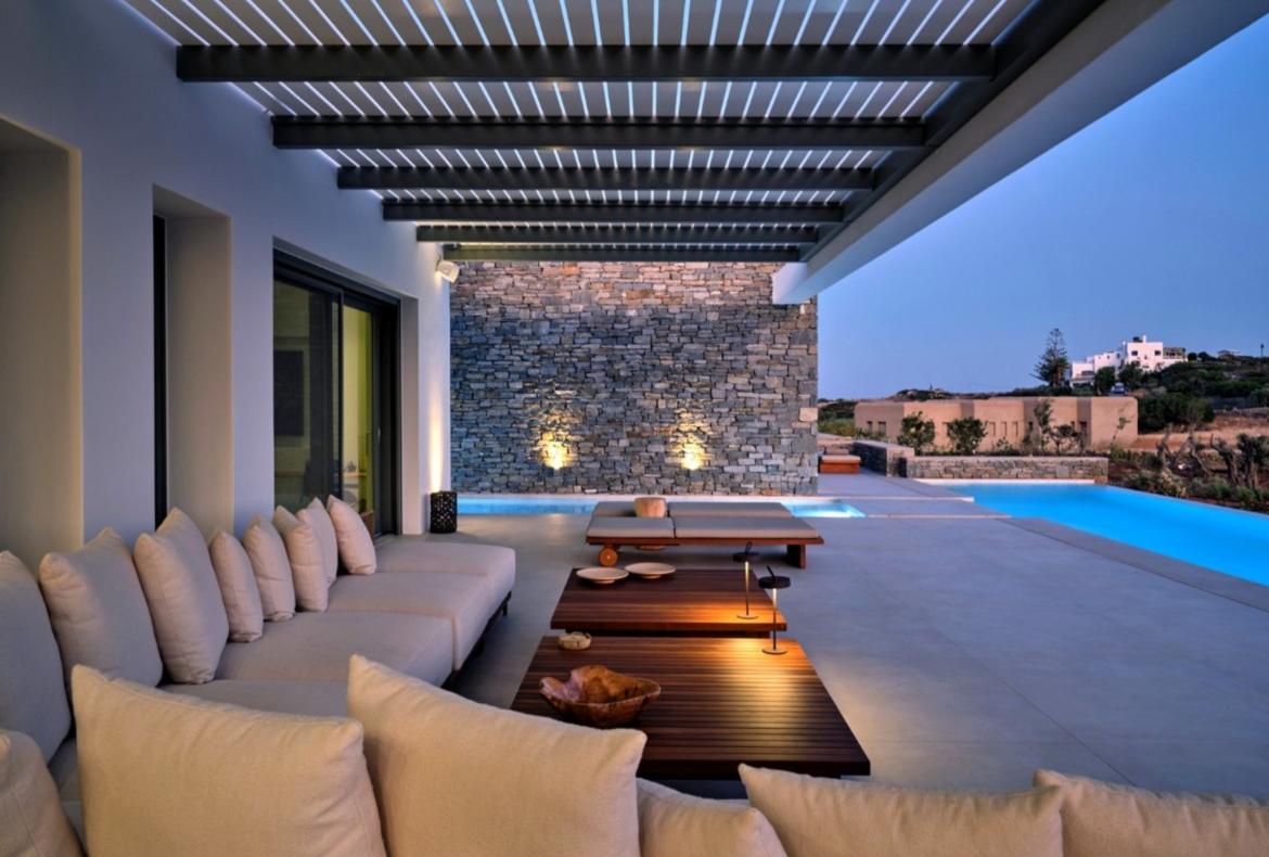Luxury 5 bedroom holiday villa with private pool in Paros Greece (PV3002)