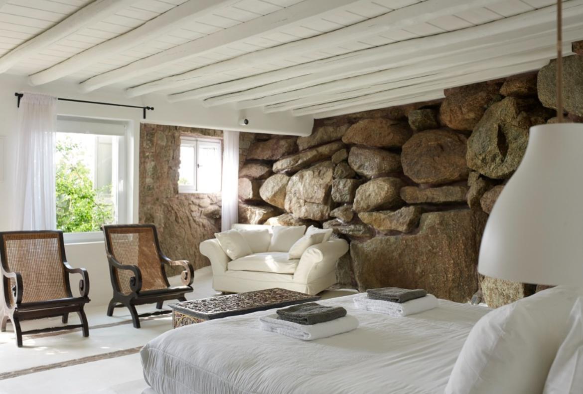 Luxury 5 bedroom holiday villa with private pool in Mykonos Greece (PV721)