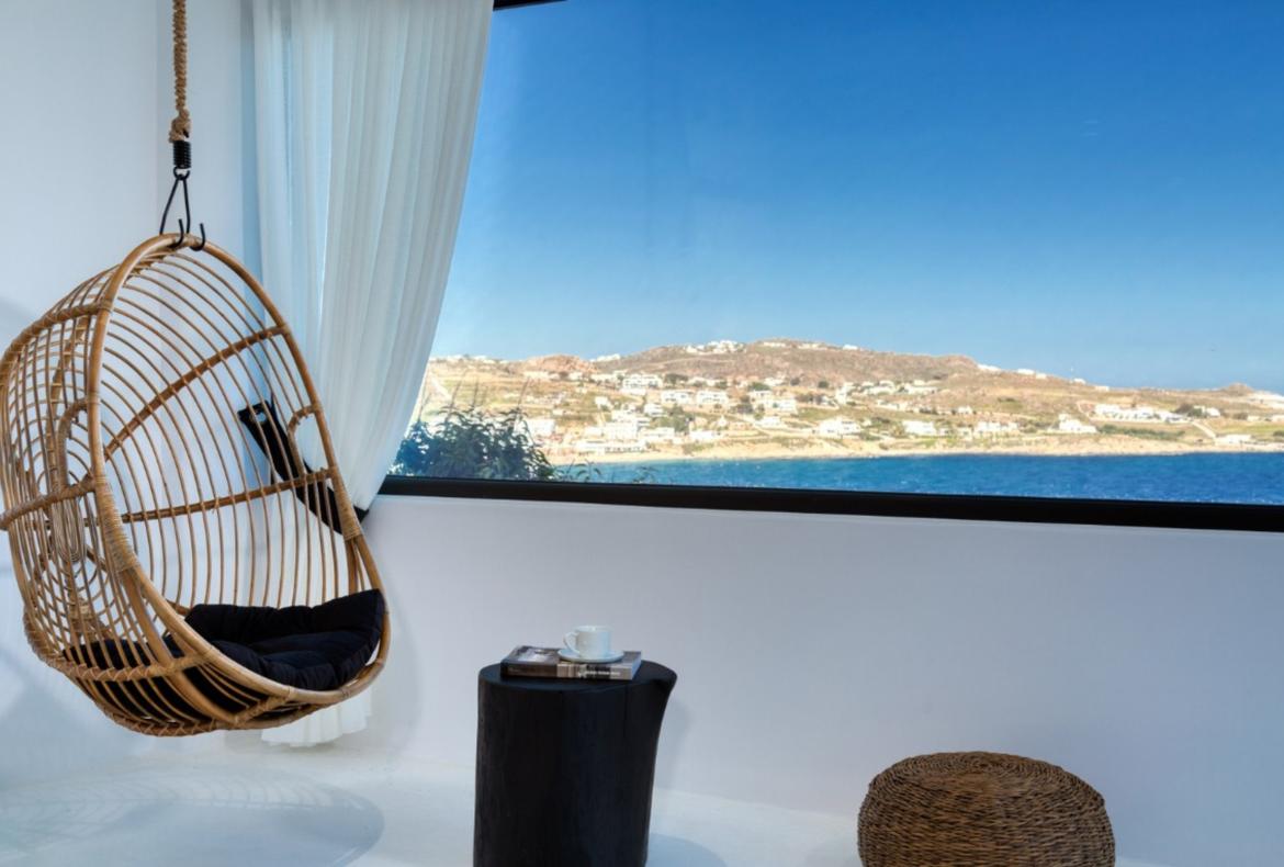Luxury 5 bedroom holiday villa with private pool in Mykonos Greece (PV1349)