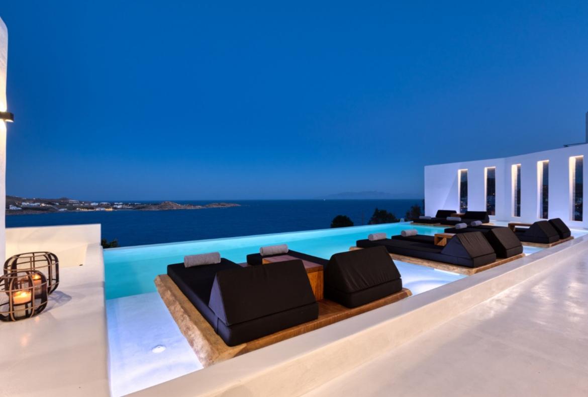 Luxury 5 bedroom holiday villa with private pool in Mykonos Greece (PV1349)