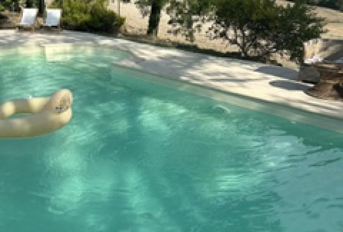 Villa in Charming Périgord Village. Heatable Pool and Garden. 3 bedrooms to sleep 6 (BERG101)