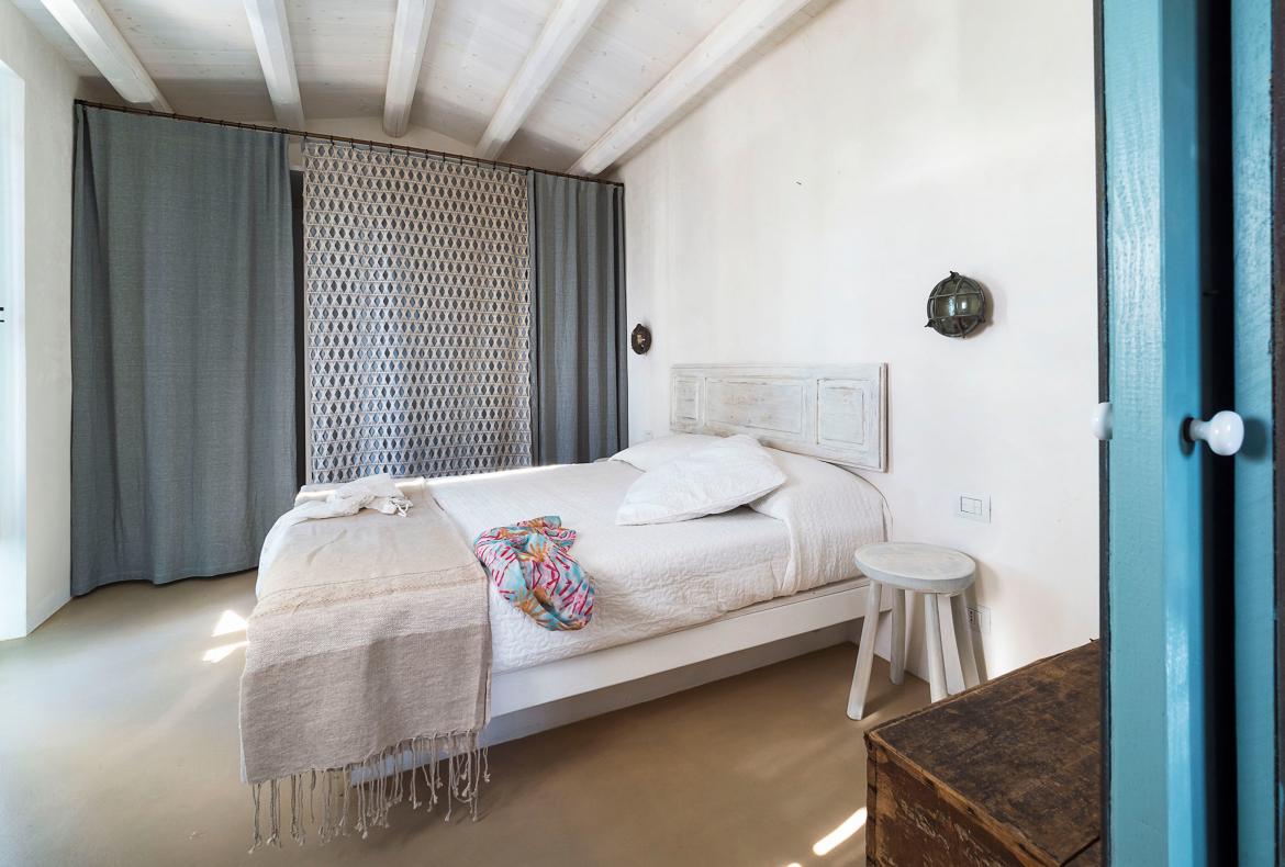 Luxury 2 bedroom holiday villa with private pool in Sicily Italy (PV691-2)