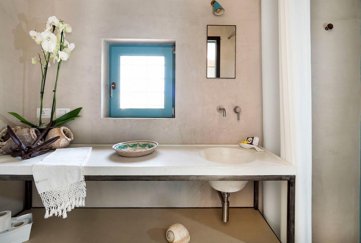 Luxury 2 bedroom holiday villa with private pool in Sicily Italy (PV691-2)