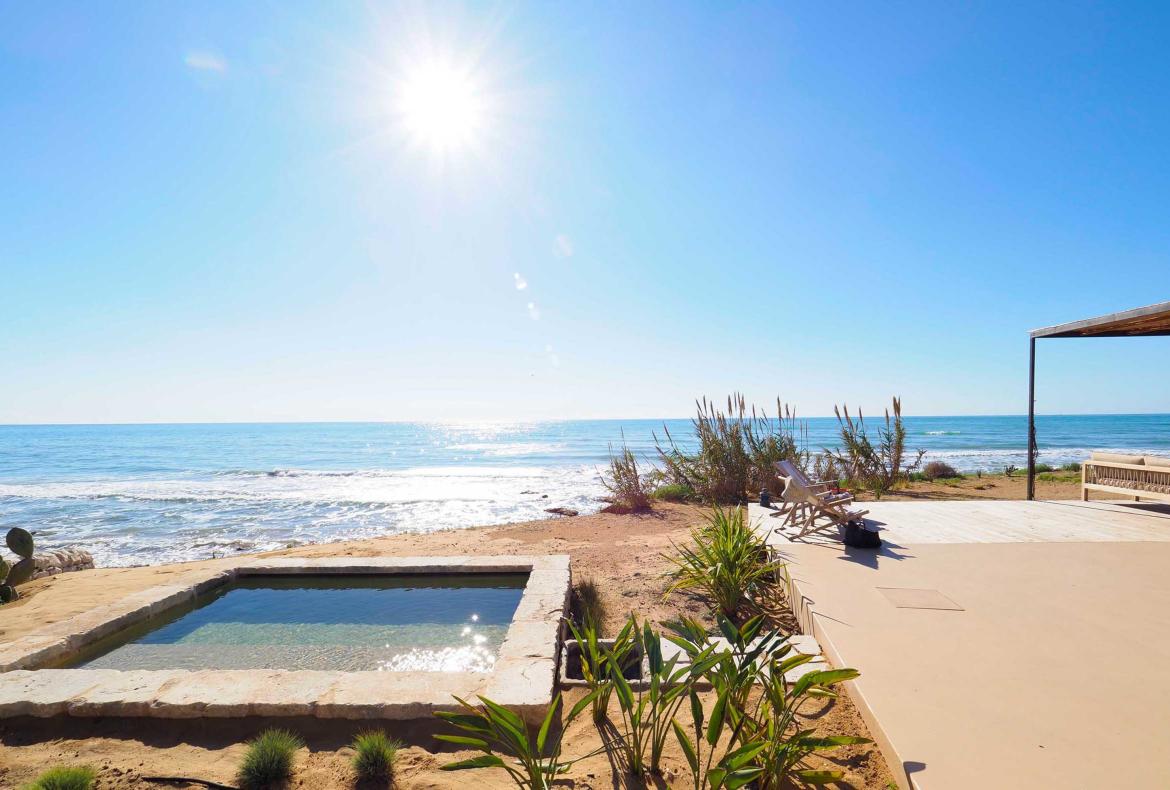 Luxury 2 bedroom holiday villa with private pool in Sicily Italy (PV691-2)